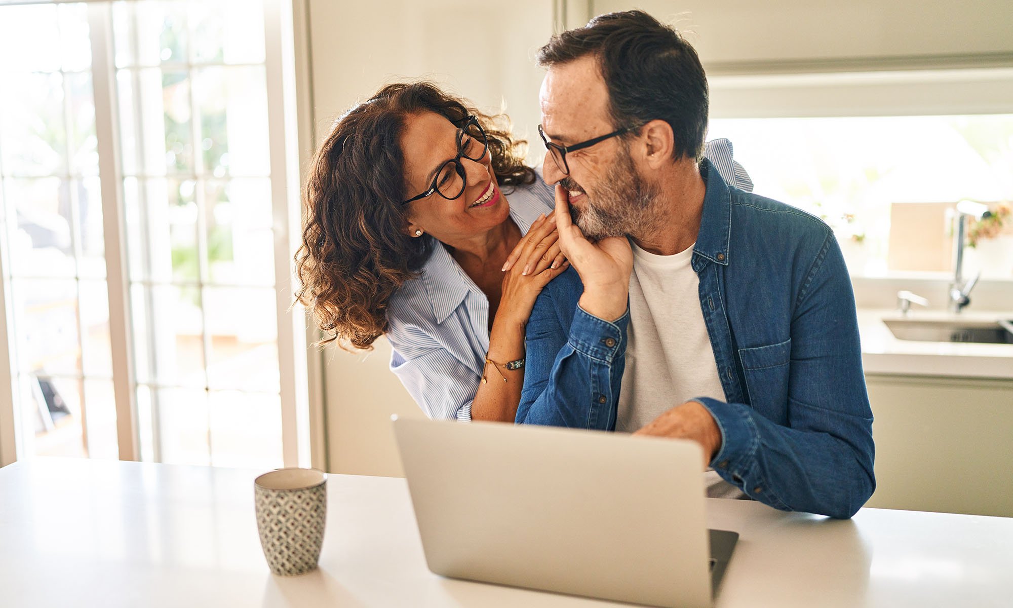 couple ptopmanaging money on la